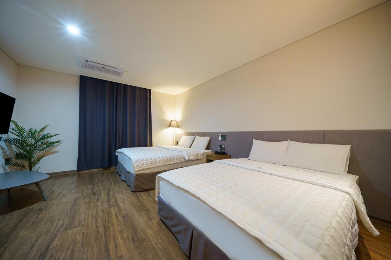 Mtm Family Hotel Gyeongju Zewnętrze zdjęcie