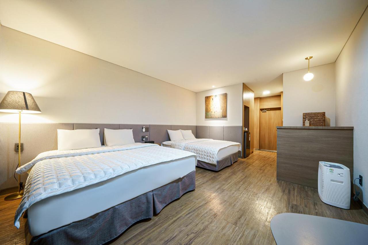 Mtm Family Hotel Gyeongju Zewnętrze zdjęcie