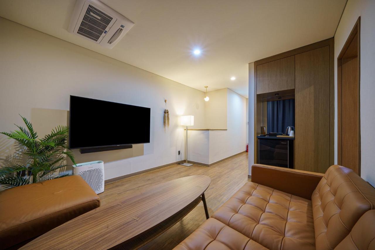 Mtm Family Hotel Gyeongju Zewnętrze zdjęcie