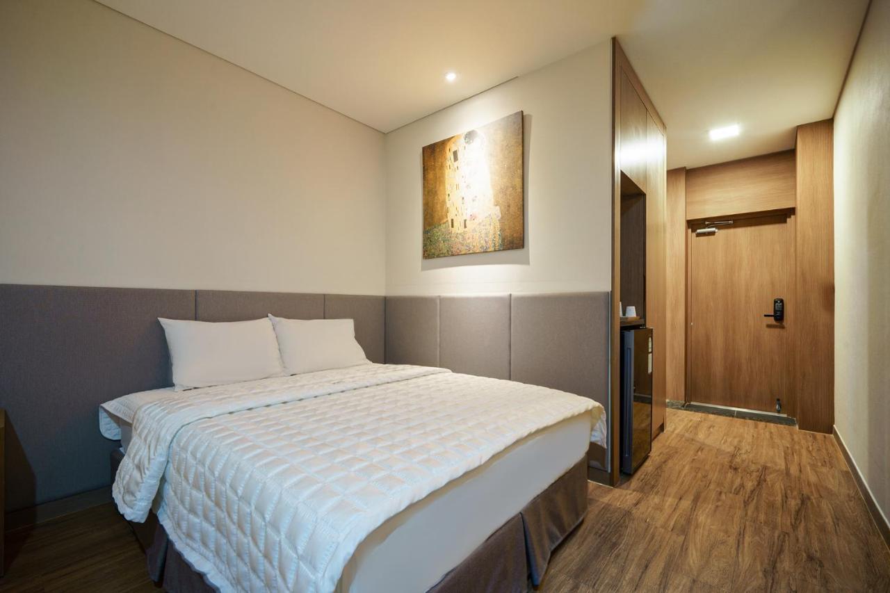 Mtm Family Hotel Gyeongju Zewnętrze zdjęcie